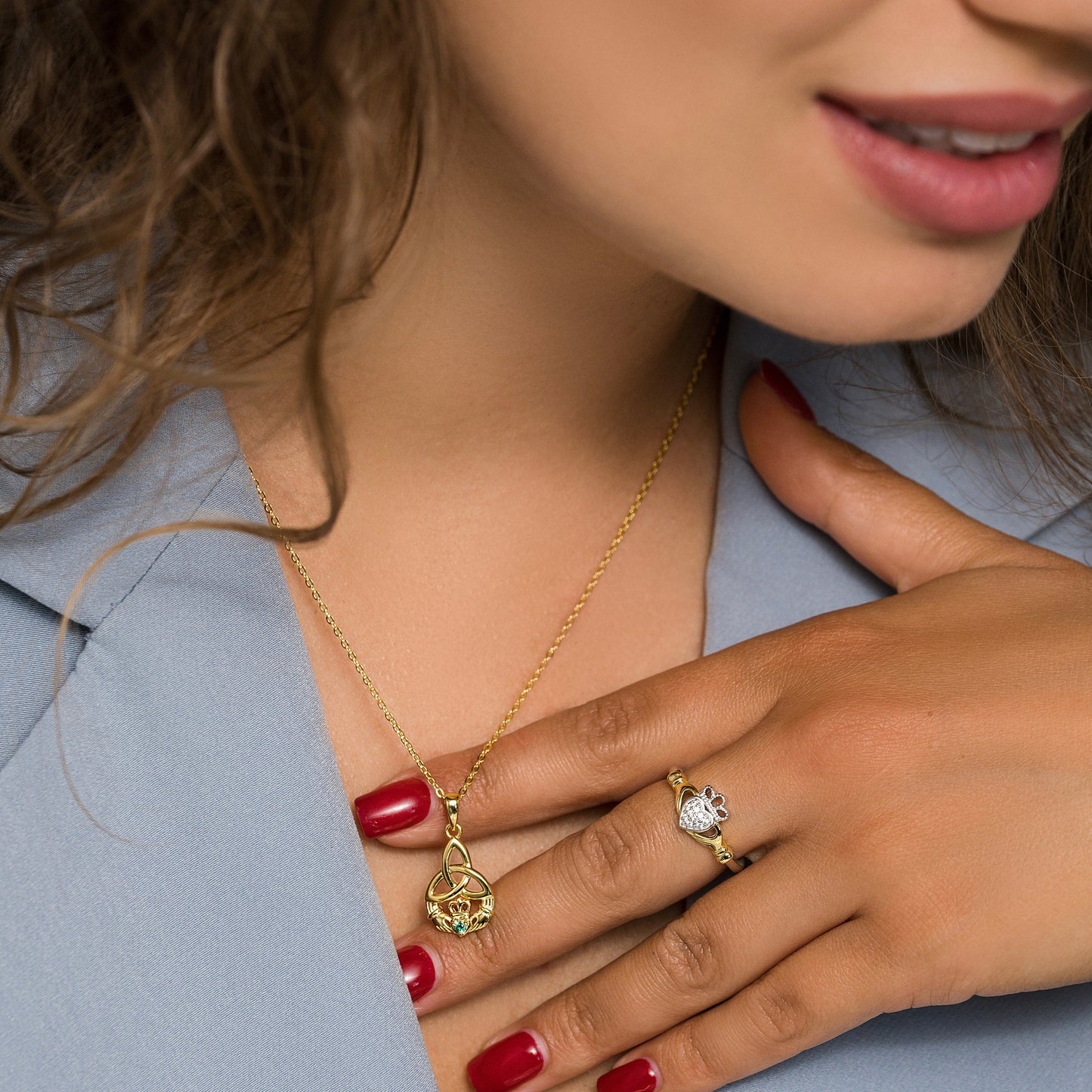 Emerald Claddagh Necklace