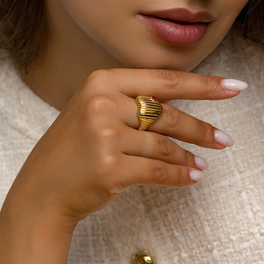Rouge Ruby Heart Ring