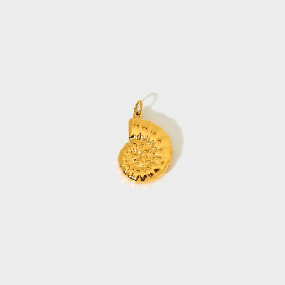 Curly Shell Charm-Dazzledvenus