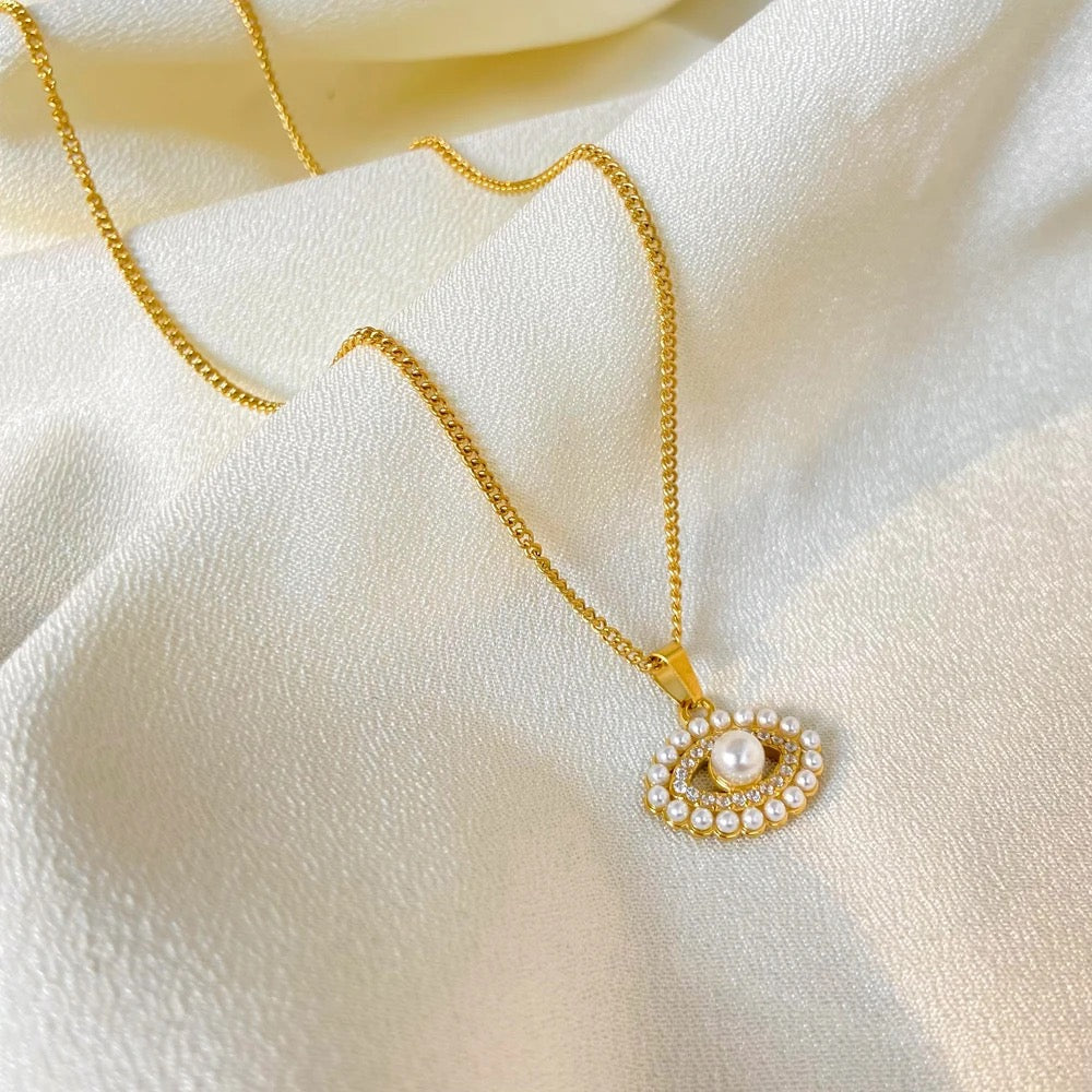 Multilayered Robyn Necklace
