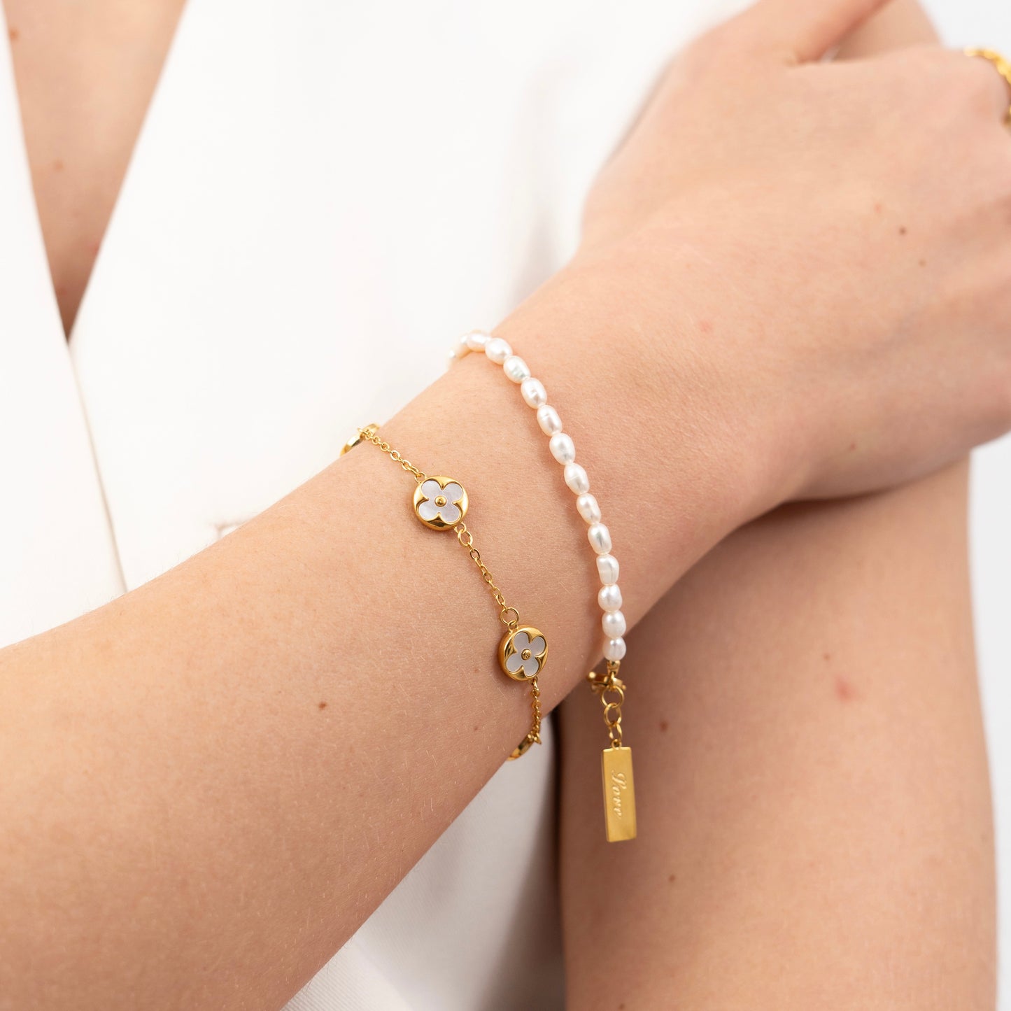 Love Tag Pearl Bracelet-Dazzledvenus