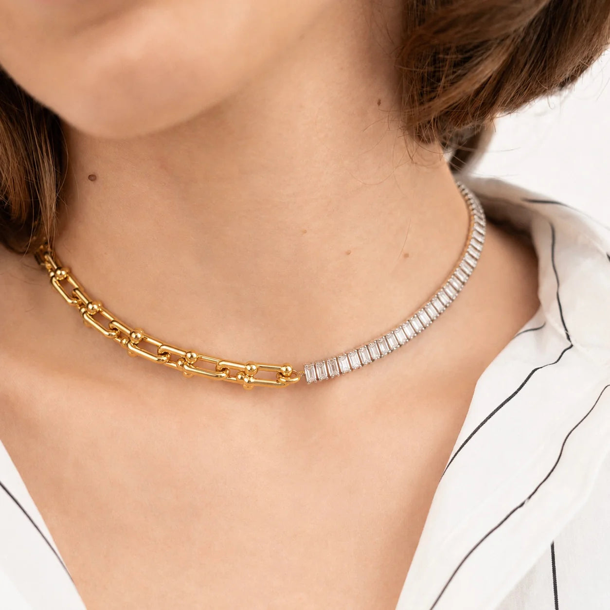 Billie Horseshoe Tennis Necklace