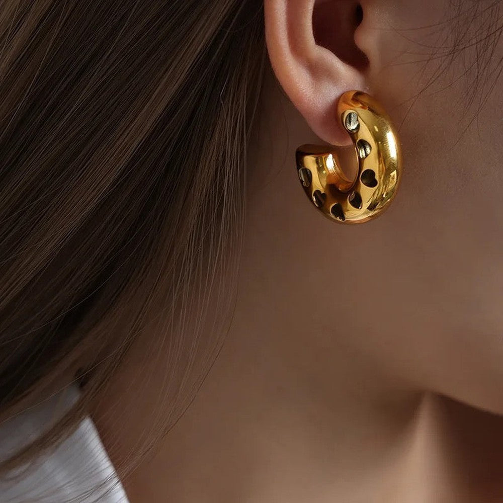 Hollow Heart Hoop Earring