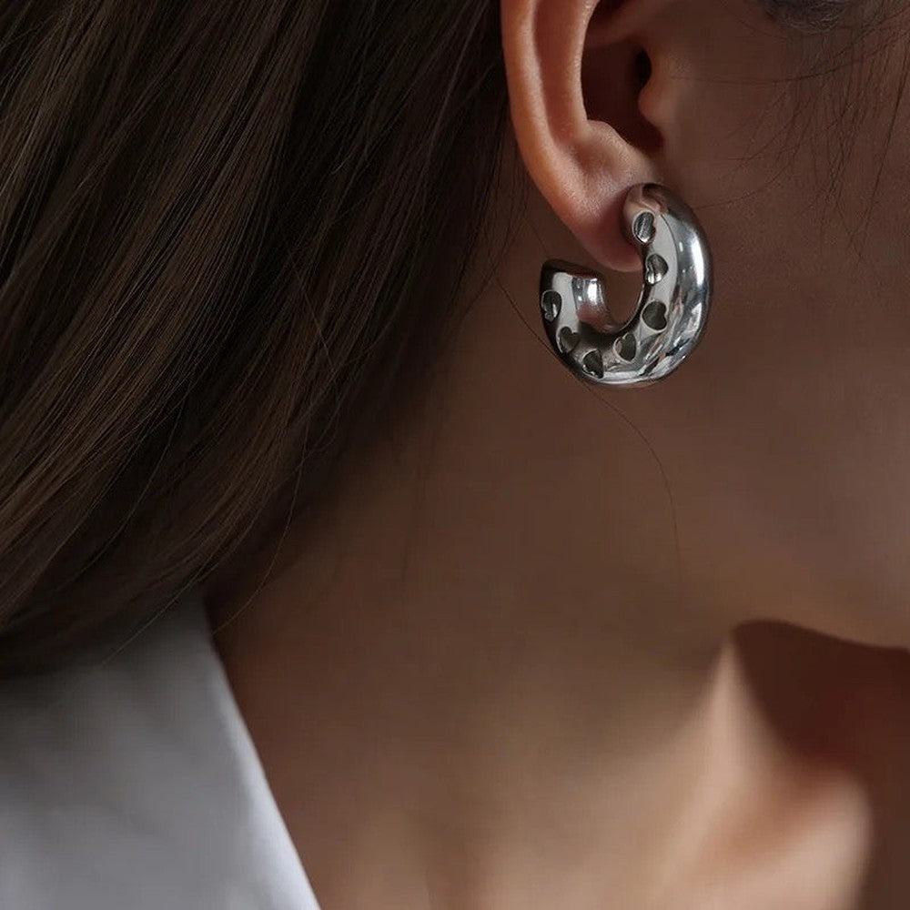 Hollow Heart Hoop Earring