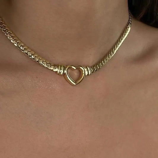 Hollow Heart Collar Necklace