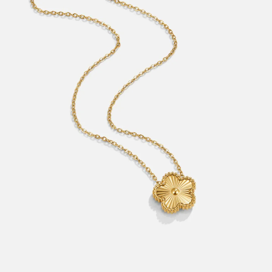 Marie Clover Necklace