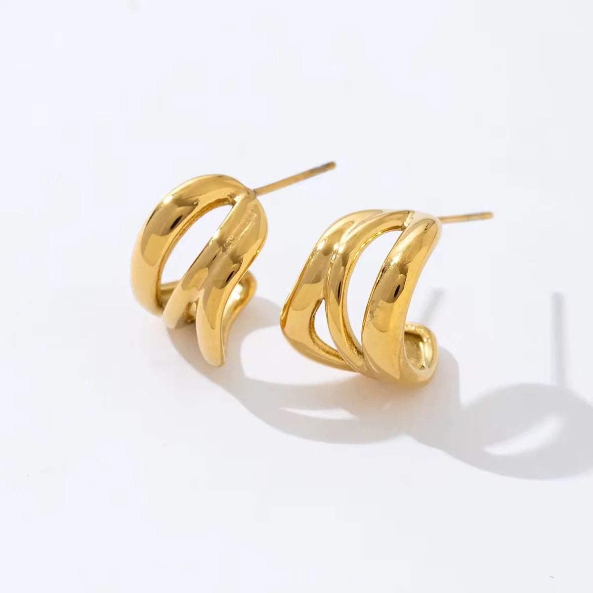 Mini Wave Earring