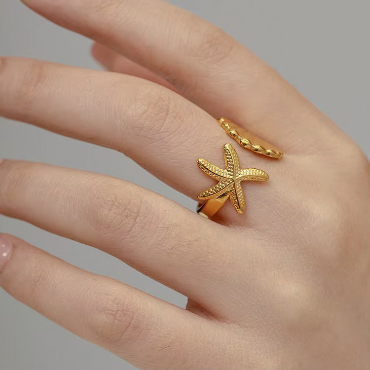 Shell & Star Ring-Dazzledvenus