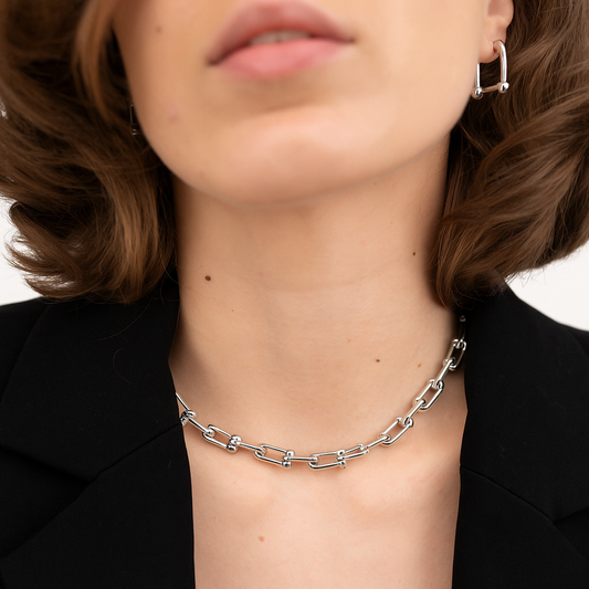 Billie Horseshoe Necklace