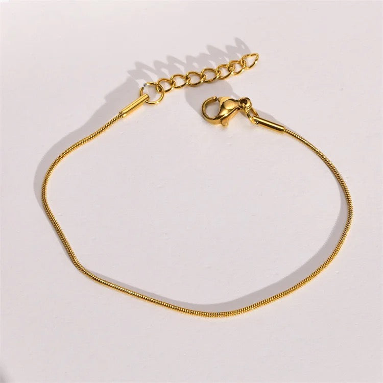 Snake Bone Minimal Bracelet
