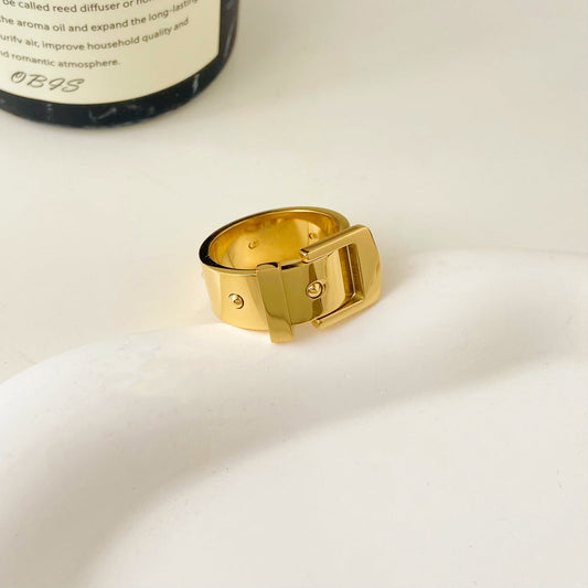 Couture Buckle Belt Ring