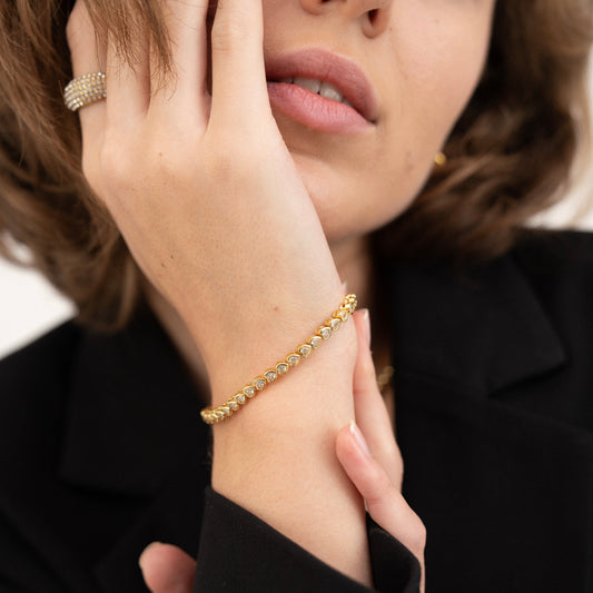 Bezel Heart Bracelet-Discover our elegant collection of heart bracelets. Find the best selection to add grace to your style effortlessly. Elevate your style with pure gems.✨-Dazzledvenus
