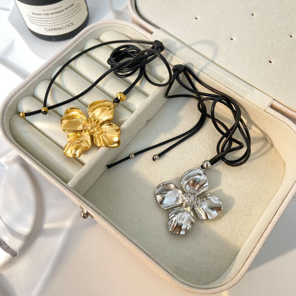 Orchid Leather Necklace