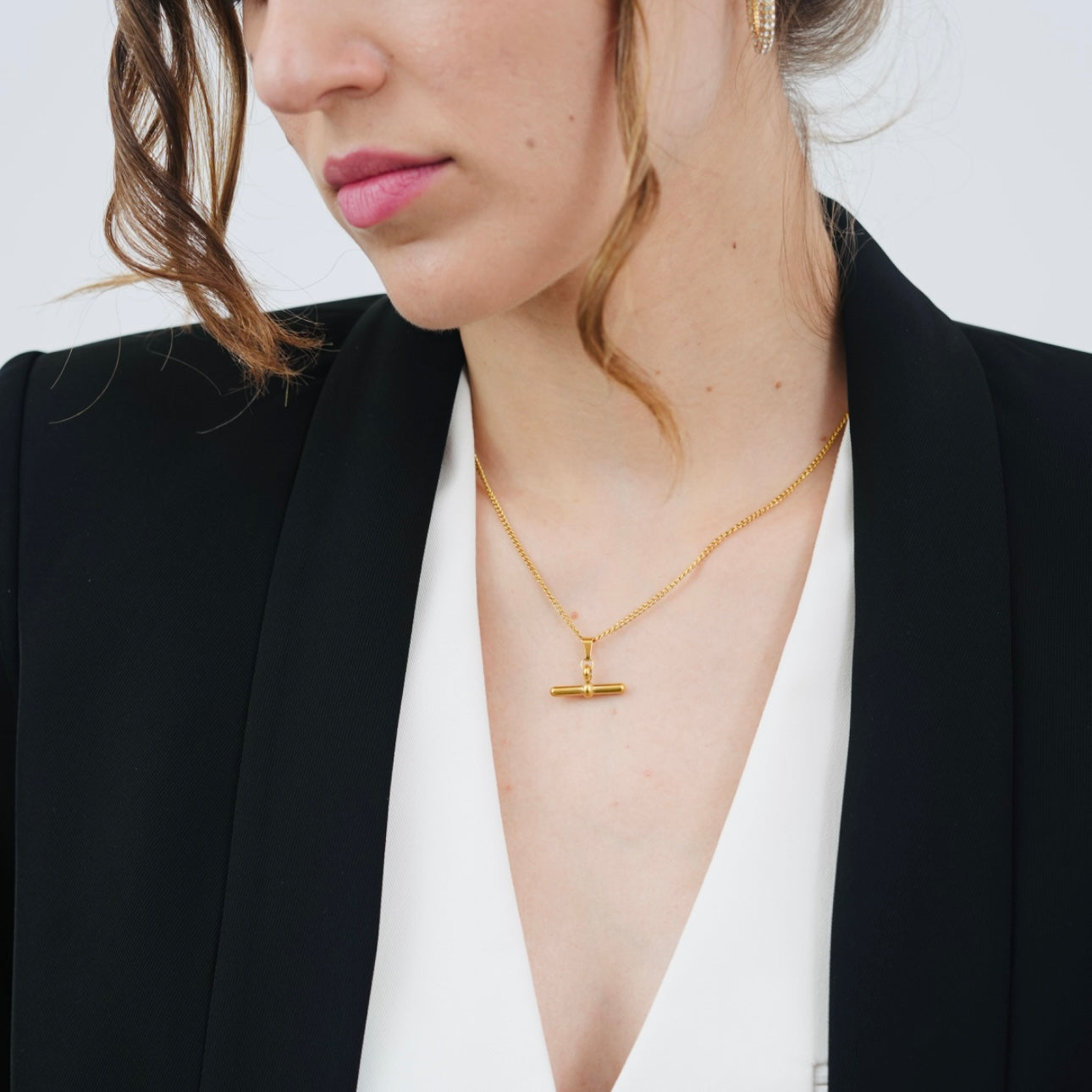 Balance Beam T-Bar Necklace