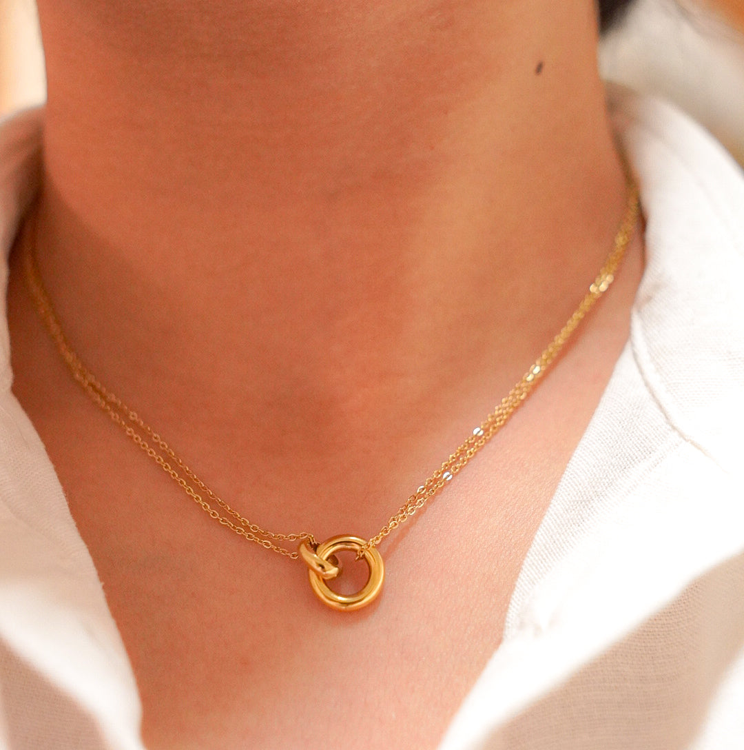 Double Chain Loop Necklace
