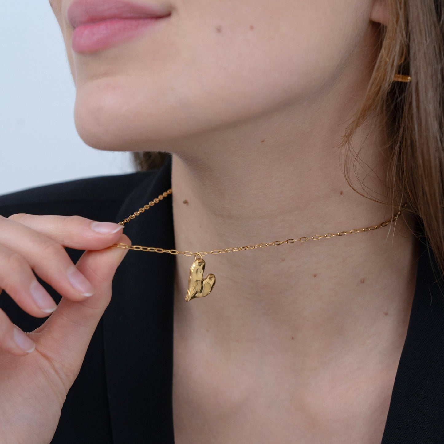 Heart Of Venus Hammered Necklace