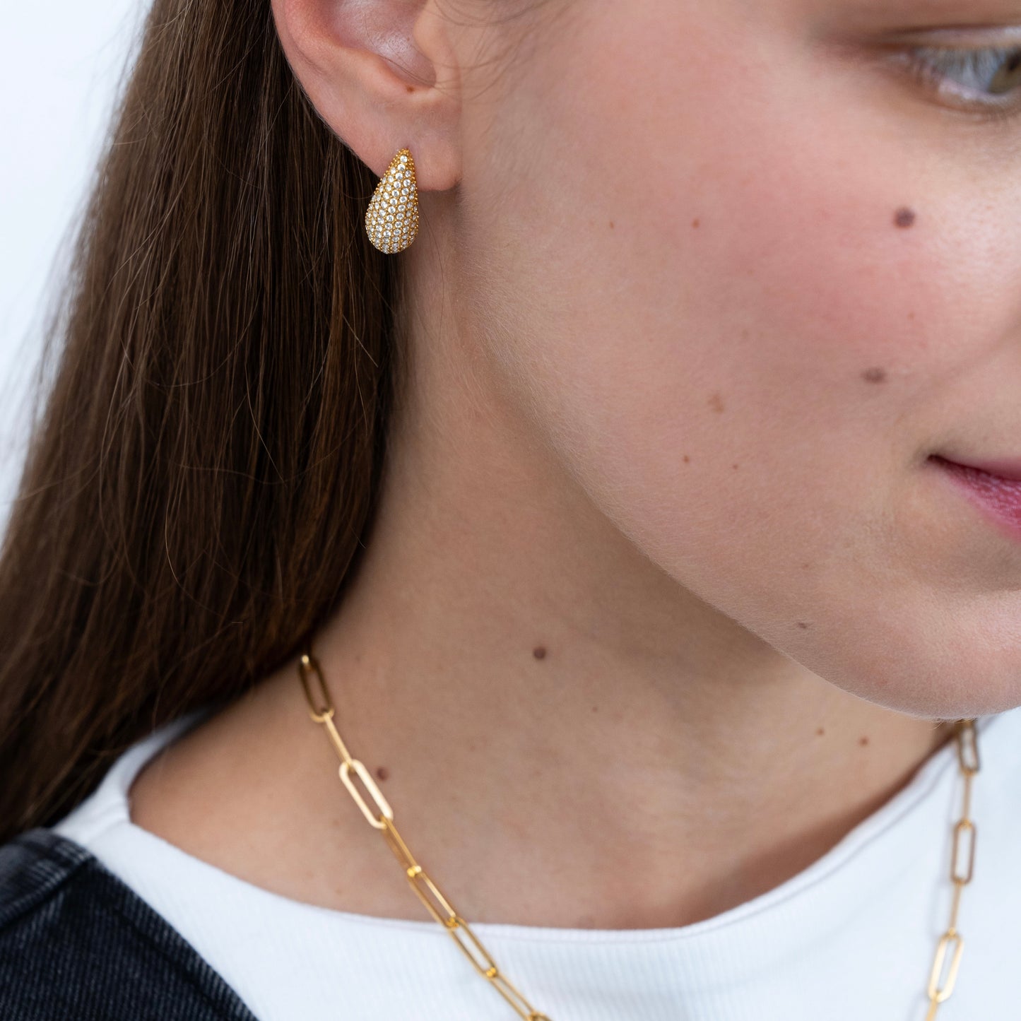 Mini Savi Teardrop Earring