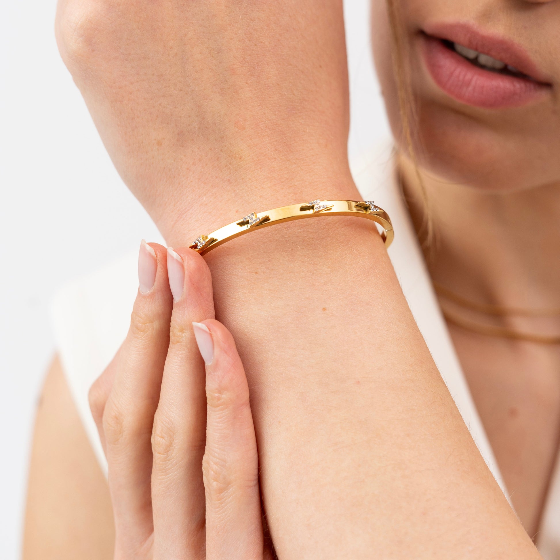 CZ Flash Bangle-Dazzledvenus