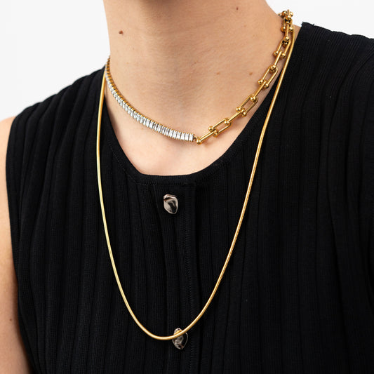 Lexi Round Snake Necklace-Explore our elegant Balance Beam T-Bar Chain Necklace collection. Enhance your style with our sophisticated designs. Order now for timeless elegance! 🏆-Dazzledvenus