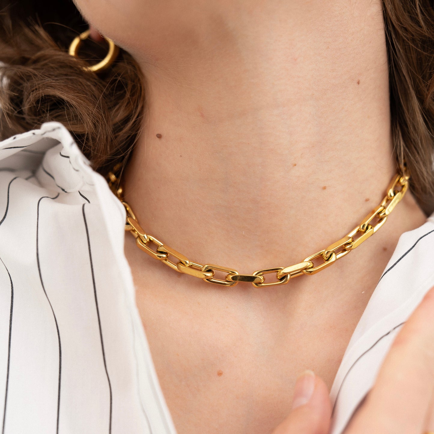 Bold Paperclip Magma Necklace