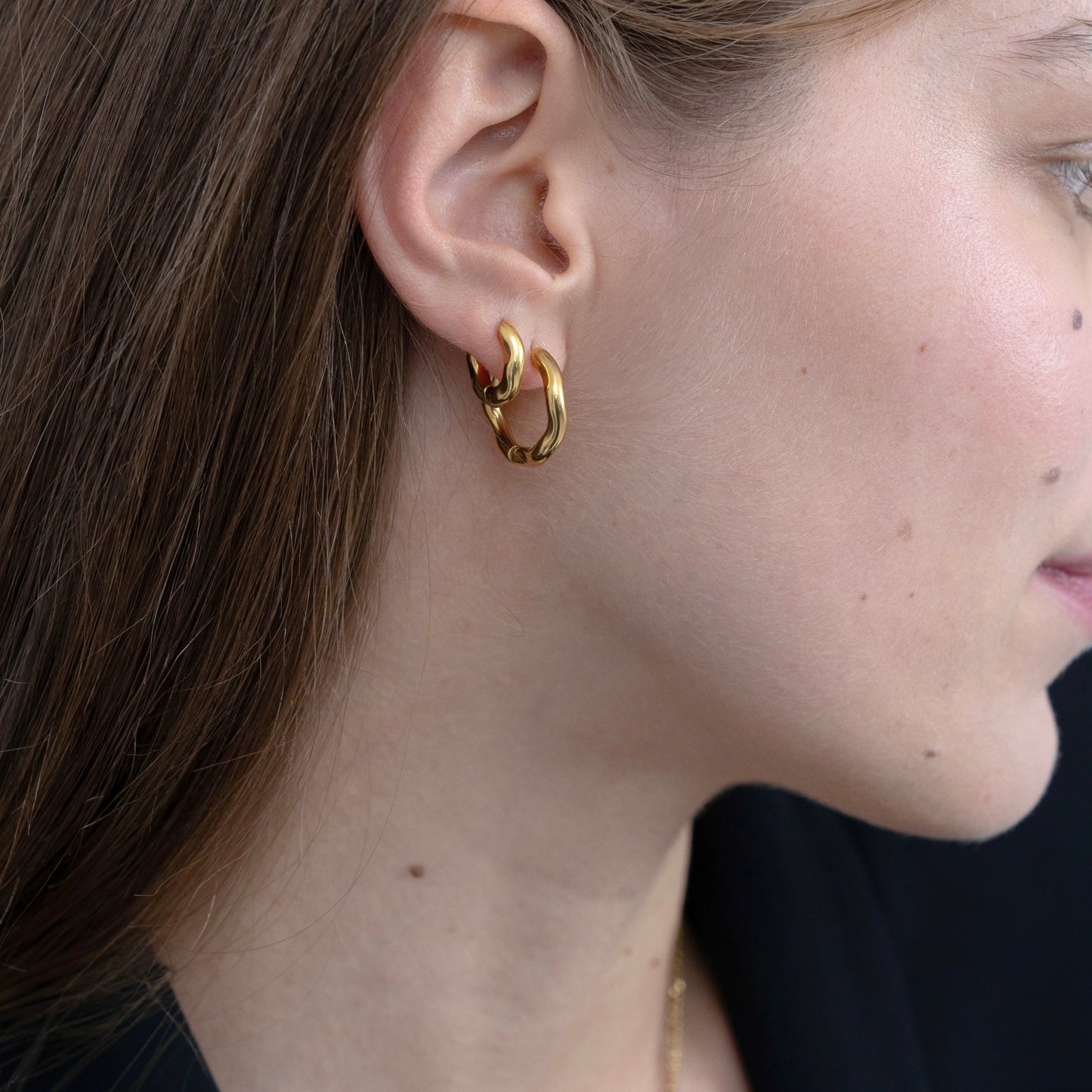 Flo Huggie Hoop Earring