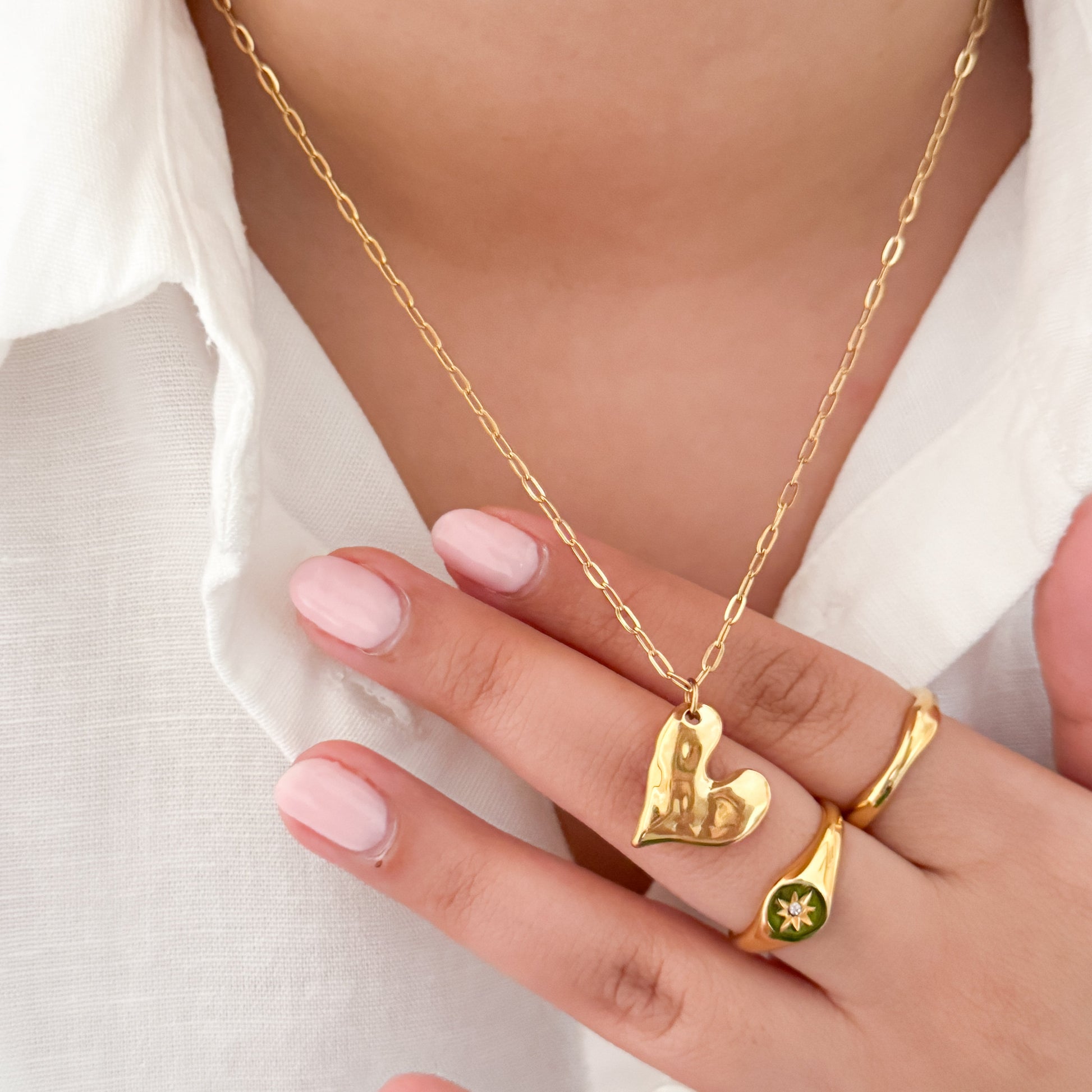 Heart Of Venus Necklace-Shop our collection of classic and elegant pearl pendant necklaces online. Elevate your style with timeless sophistication. Purchase yours now!🎯-Dazzledvenus