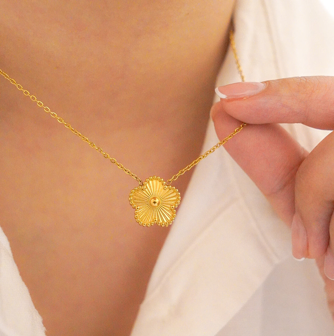 Marie Clover Necklace
