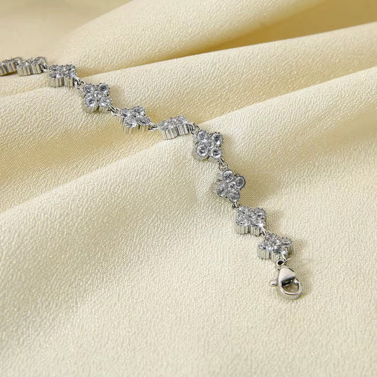 Sparkling Clover Bracelet
