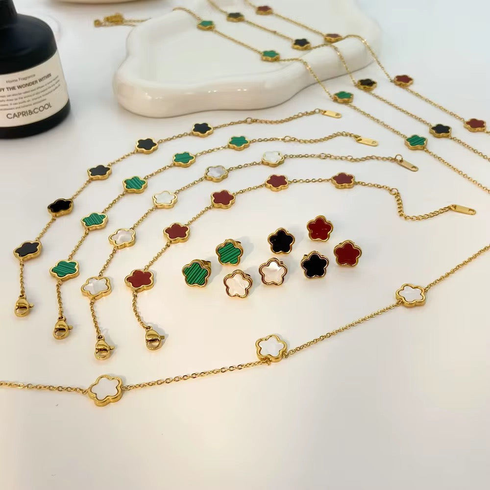 Four Leaf Clover Necklace & Earring Set