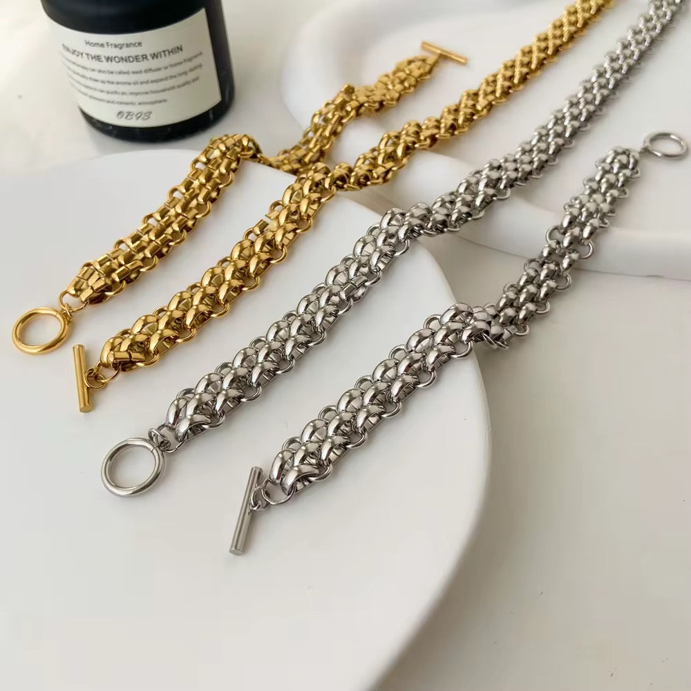 Regal Luxe Choker Necklace