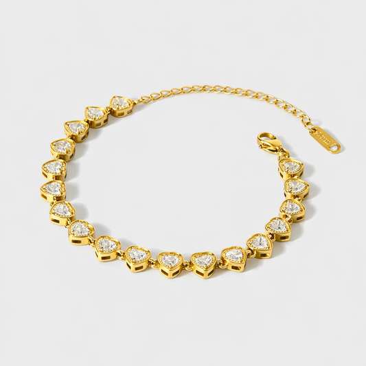 Zoe Heart Bracelet-Dainty heart-link bracelet in 18k gold-plated stainless steel. Waterproof, non-tarnish, hypoallergenic and perfect for everyday wear. Shipped from Ireland.-Dazzledvenus