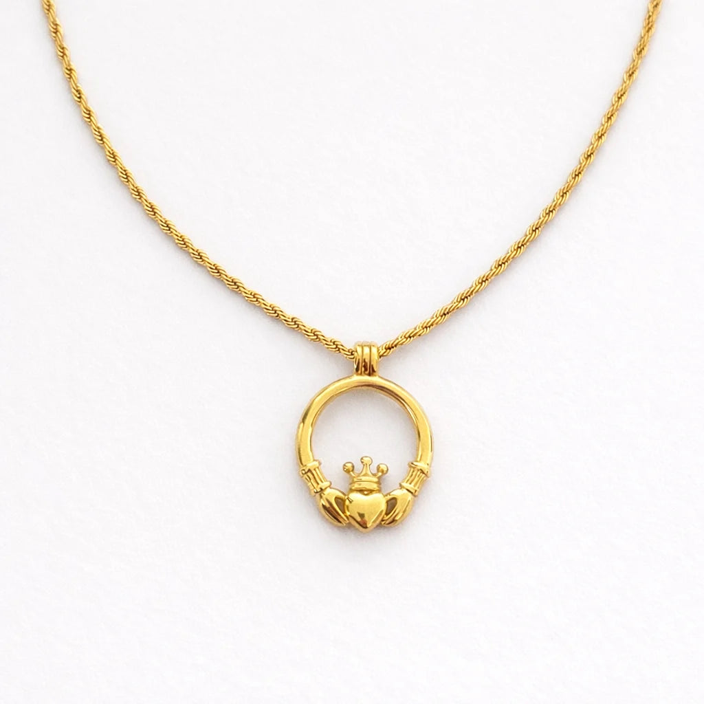 Queen of Claddagh Necklace – Irish Claddagh Jewellery