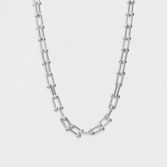 Billie Horseshoe Necklace