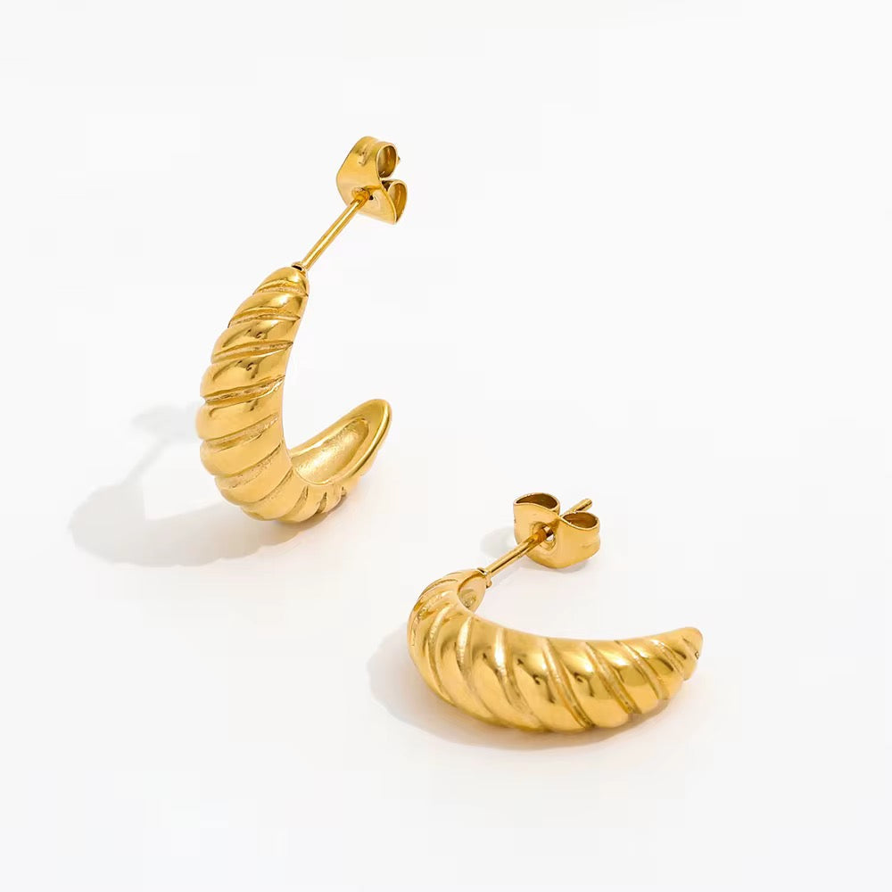 Everyday Fluid Hoop Earring-Dazzledvenus