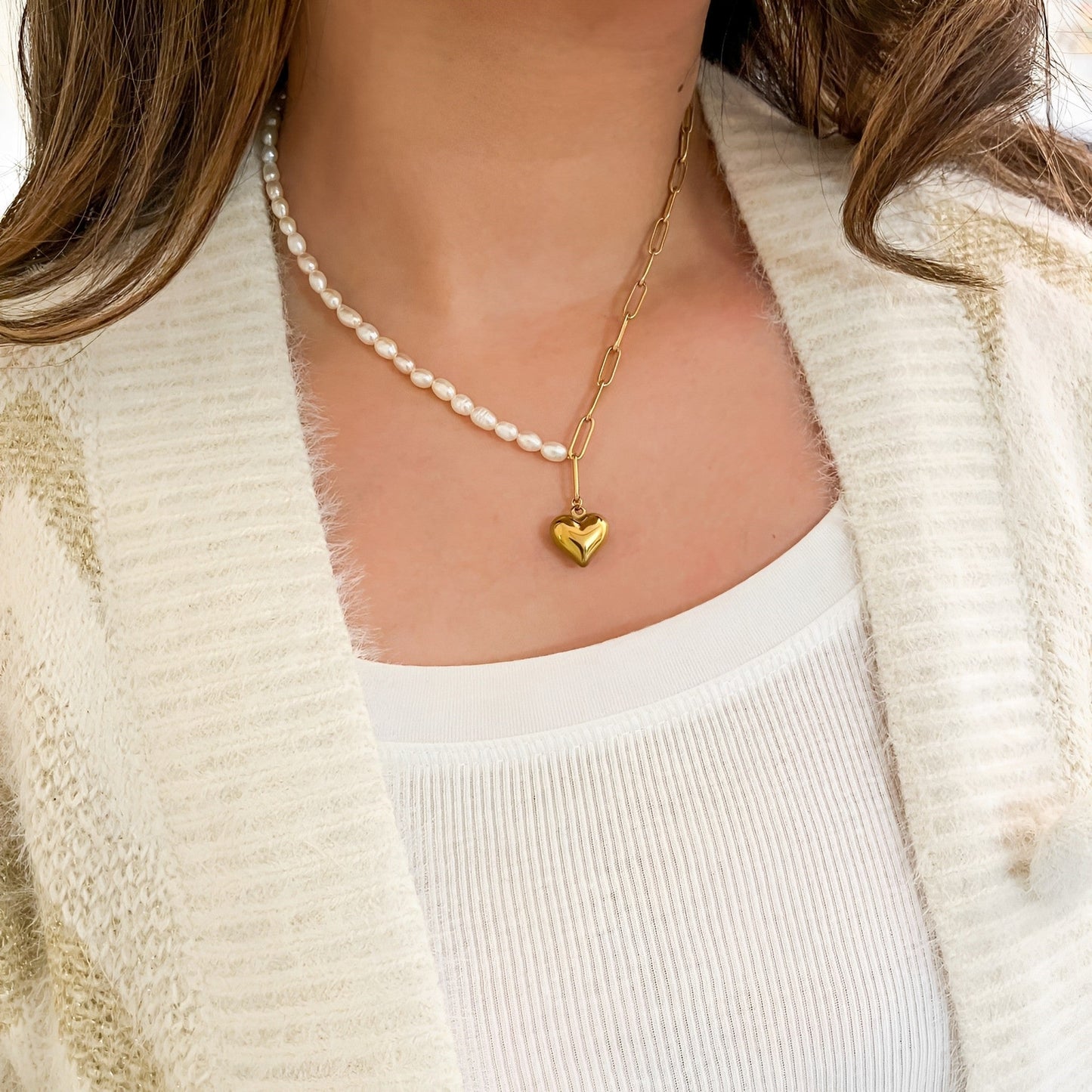 Paperclip Pearl Heart Necklace-Dazzledvenus