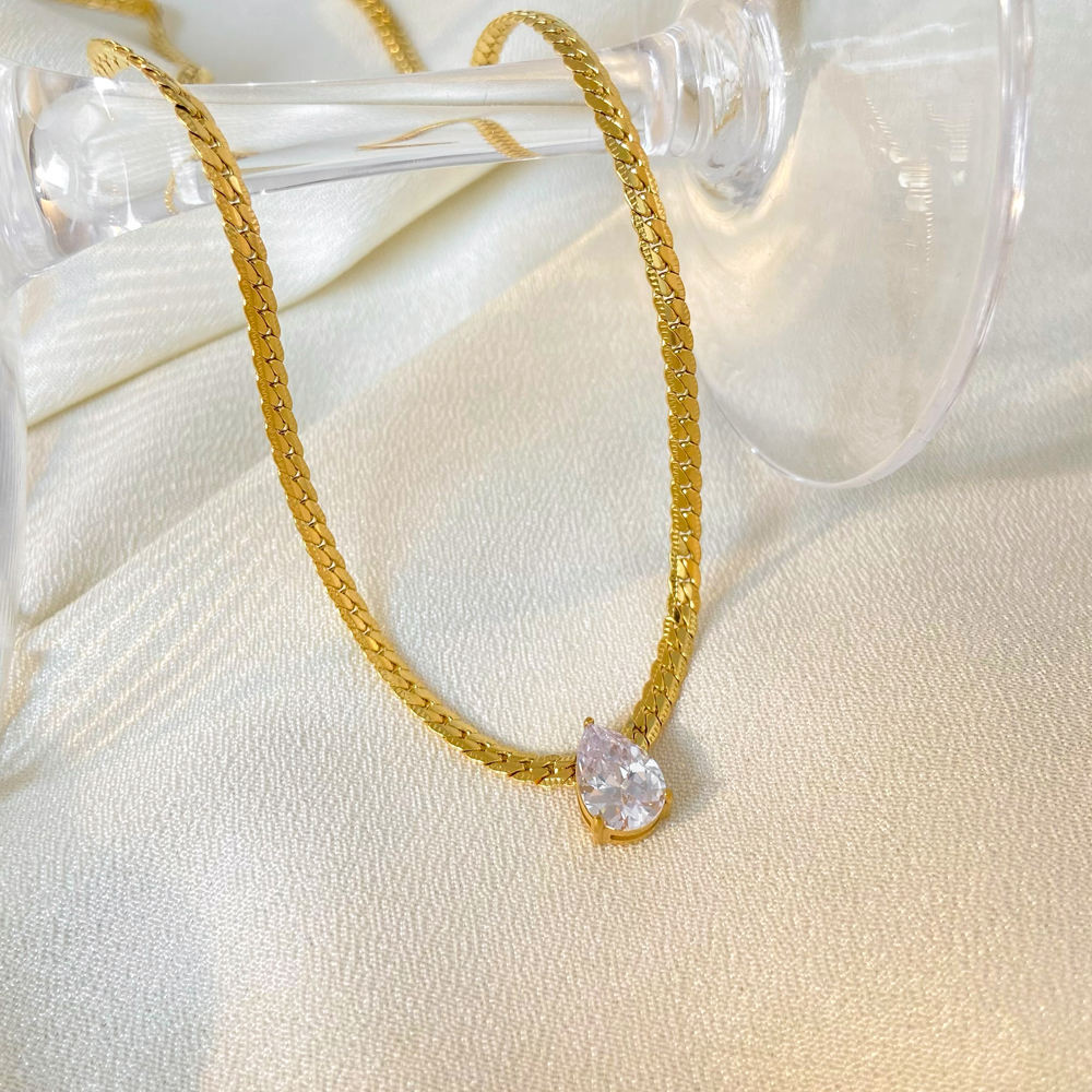 Tear Drop Herringbone Necklace