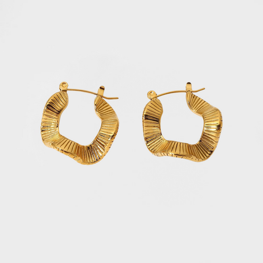 Textured Twisted Waves Hoop Earring-Dazzledvenus