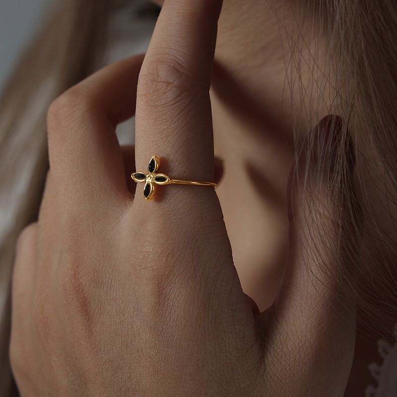 Zircon Four Leaf Flower Minimalist Adjustable Ring