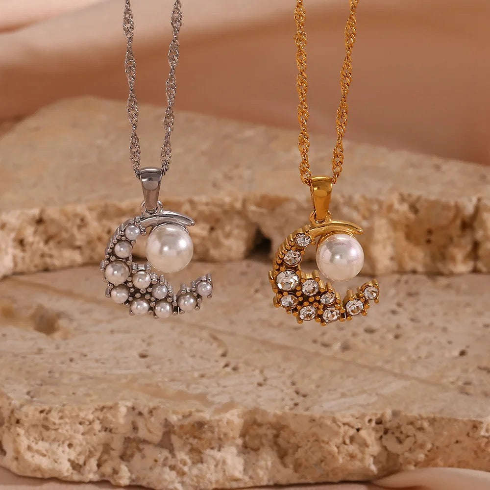 Moon Crescent CZ Pearl Necklace-Dazzledvenus